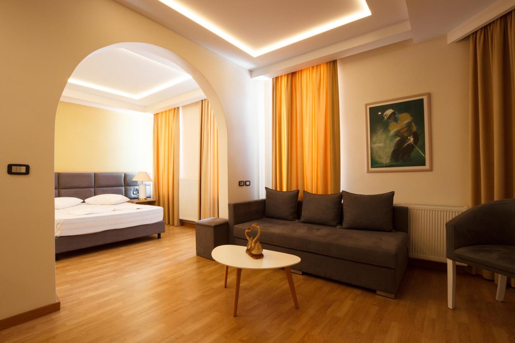 Cajupi Hotel 4*