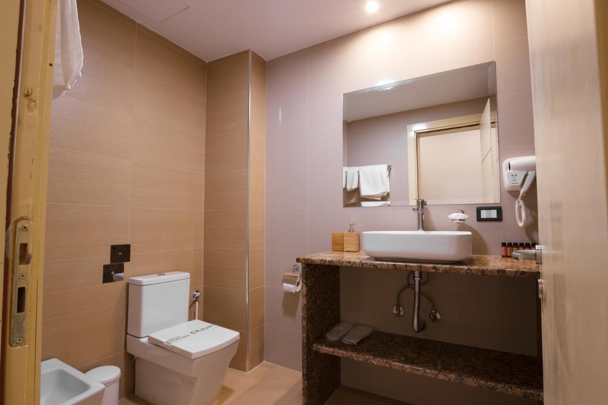 Cajupi 4* Gjirokastër