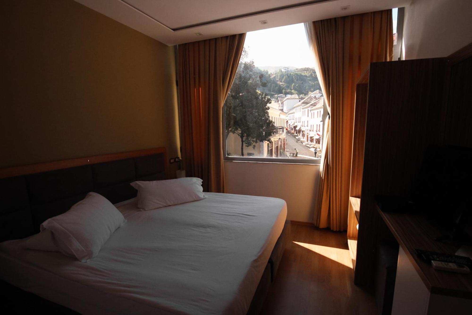 Cajupi Hotel Gjirokastër